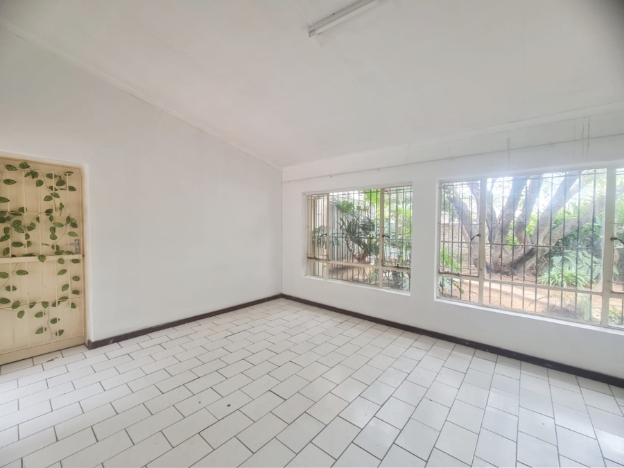 To Let 3 Bedroom Property for Rent in Ifafi North West